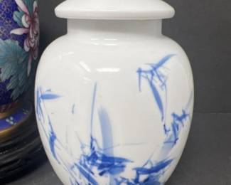 Blue White Porcelain Ginger Jar