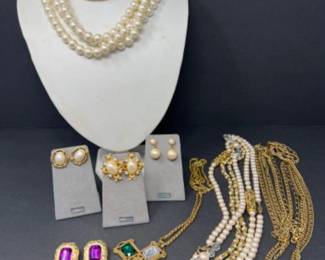 	In my 1980s Madonna Era - Vintage Gold Tone Jewelry