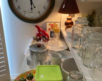 Ethan Allen clock, Corningware, Pyrex, Magnalite, vintage terrific!