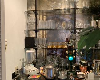 bar ware, Open / Last Call / Closed bar traffic light