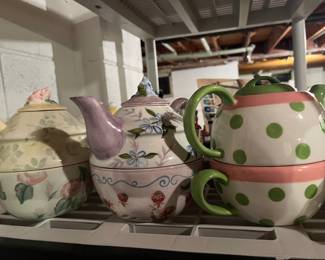 Decorative teapots