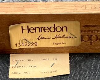 Henredon Bel Air Dining Room Set includes Dining Table with 6 Chairs. (85" L x 41.5" W + 20" Leaf), China Lit Hutch/Breakfront and Cool Buffet than is convertible to a Bar(See Photos)