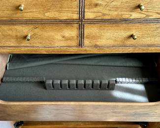 Henredon Bel Air Dining Room Set includes Dining Table with 6 Chairs. (85" L x 41.5" W + 20" Leaf), China Lit Hutch/Breakfront and Cool Buffet than is convertible to a Bar(See Photos)