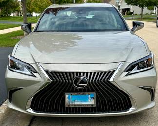 2021 Lexus ES250 AWD Silver over Tan/Black Leather Interior, Automatic, All Wheel Drive, Power Everything. Clean Title and only 6,691 Miles.  More Photos toward the end of photos. 