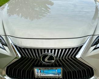 2021 Lexus ES250 AWD Silver over Tan/Black Leather Interior, Automatic, All Wheel Drive, Power Everything. Clean Title and only 6,691 Miles. 