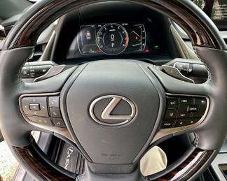 2021 Lexus ES250 AWD Silver over Tan/Black Leather Interior, Automatic, All Wheel Drive, Power Everything. Clean Title and only 6,691 Miles. 
