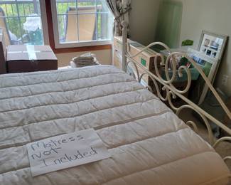 Wrought-iron full size bed frame