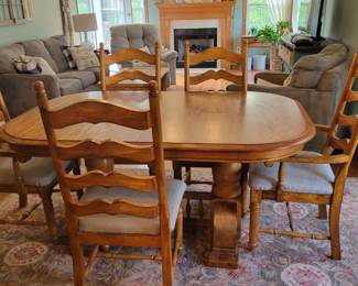 Dining room table, 6 chairs,  2 leaves