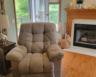 Electric recliner 