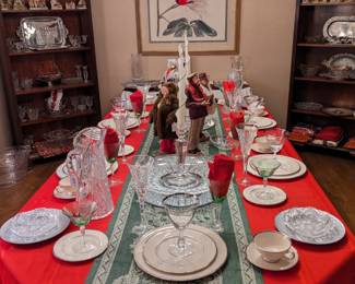 LONG GREEN RUNNER with PINE CONE DESIGN...CRYSTAL CANDLEHOLDERS...SET OF FOSTORIA GREEN STEMWARE