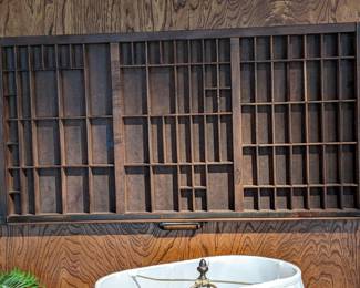 ANTIQUE PRINTER TRAY