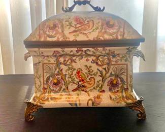 Mark Roberts hand porcelain box