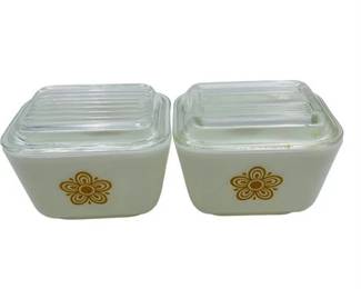 Lot 112   20 Bid(s)
Set of Two Pyrex 1 1/2 Cup Freezer Cup Lids