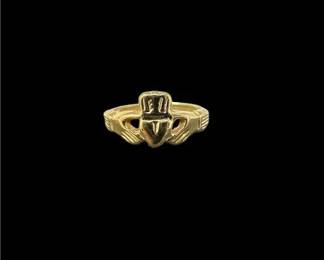 Lot 194   1 Bid(s)
Claddagh Ring Size 6 1/4