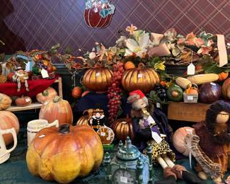 OODLES OF HOLIDAY DECOR FROM HALLOWEEN TO THANKSGIVING TO CHRISTMAS, EVEN EASTER
