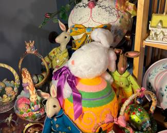 WE'LL ADD A FEW MORE PICTURES ON FRIDAY