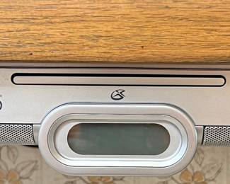 GPX Under Counter Radio/CD