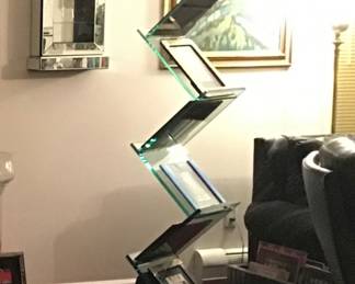 Zig Zag Glass Revolving Book / Display Stand
