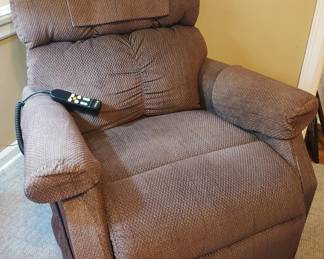 Golden Technologies Lift Chair (works perfectly)