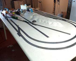 Large HO train table