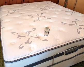 Queen BeautyRest Adjustable bed