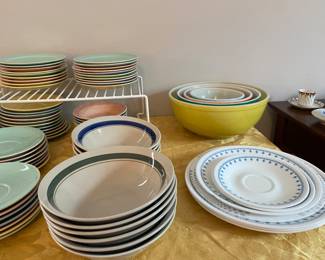 Do you see those mixing bowls hiding in back?