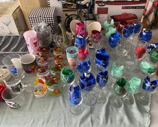 Yes you do see those wonderful Garfield Mugs from McDonalds