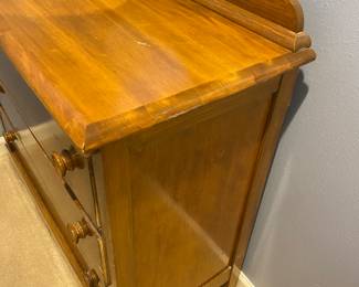 Antique washstand with mirror
