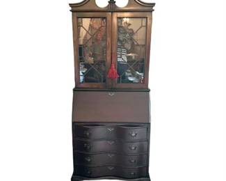 Lot 220   0 Bid(s)
Vintage Magohany Ball and Claw Foot Tall Secretary Desk