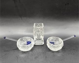 Lot 046   1 Bid(s)
2 Crystal Salt Dips, Cobalt Spoons & Toothpick Holder
