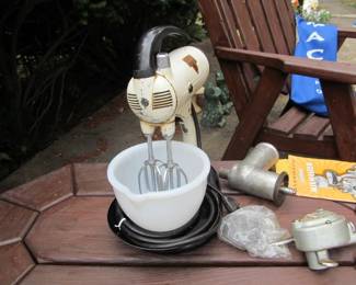 Mixmaster Mixter, bowls, and sausage attachment & manual. Works!