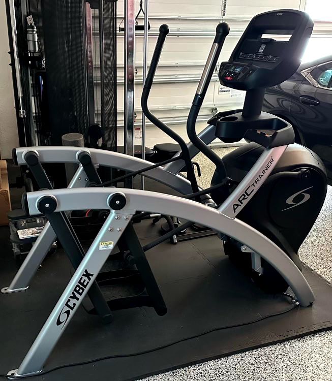Cybex Arc Trainer 525-AT
