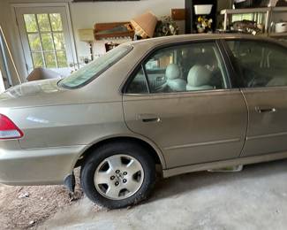 2003 Honda Accord - Does Not Run - Will sell as parts