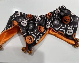 Lot 205   10 Bid(s)
Halloween Dog Collar-Med size