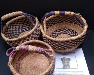 Round Baskets with Handles from Ghana