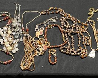 Brown Vintage Jewelry 