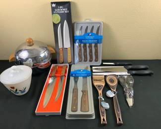 Chicago Cutlery Knives, West Bend Server, Fire King Plus More