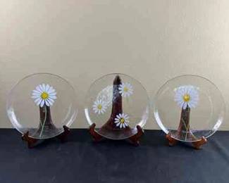 Vintage Glassware With Daisies Painted On It