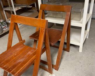 Wooden folding chairs