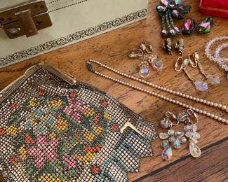 Antique evening bag & jewelry
