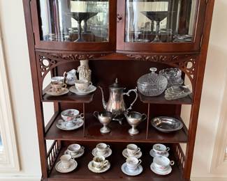 Antique etagere