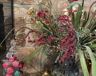 1of 2 floral arrangements