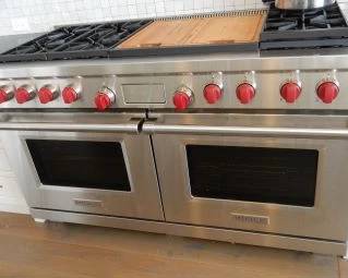Wolf Double Oven & 6 Burner w/ Griddle