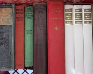 Lot 011   0 Bid(s)
Book lot