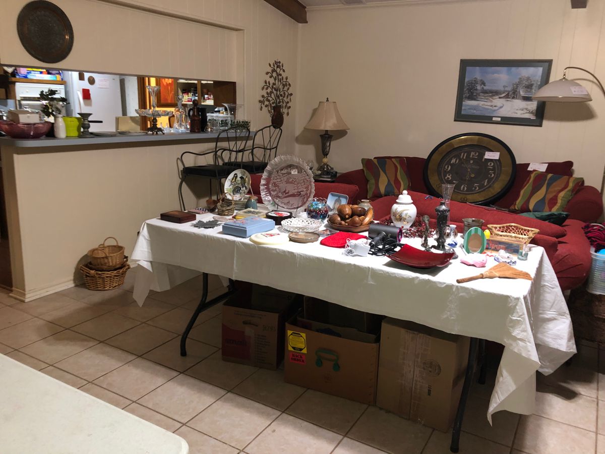 Estate Sales by Anthony Lake Highlands... starts on 9/22/2023
