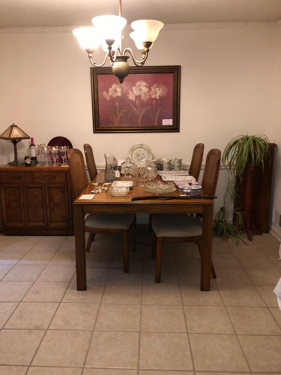 Estate Sales by Anthony Lake Highlands... starts on 9/22/2023