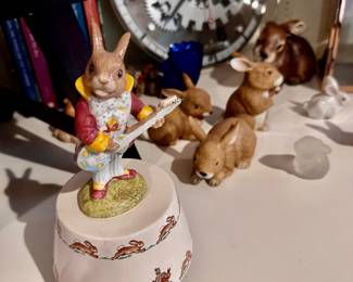 The bunny is musical, plays Hey Jude!