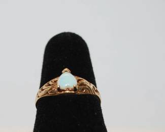 10K HEART SHAPED OPAL