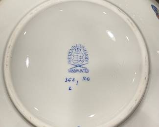 Detail pic, Herend Bowl
Pattern: Rothschild Bird 
8" x 4"
$220