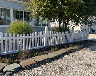 PART of a DEMO SALE - must remove yourself.
Includes all fencing, posts and caps $600
45 feet of fencing approximately 4’H
NO HOLDS - deposit required to hold. You have 2 weeks to remove it.